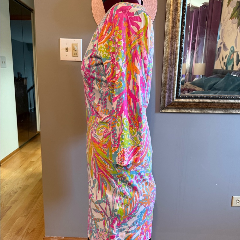 EUC Lilly Pulitzer Christie V-neck T-shirt Dress Scuba To Cuba, XL - Picture 3 of 3